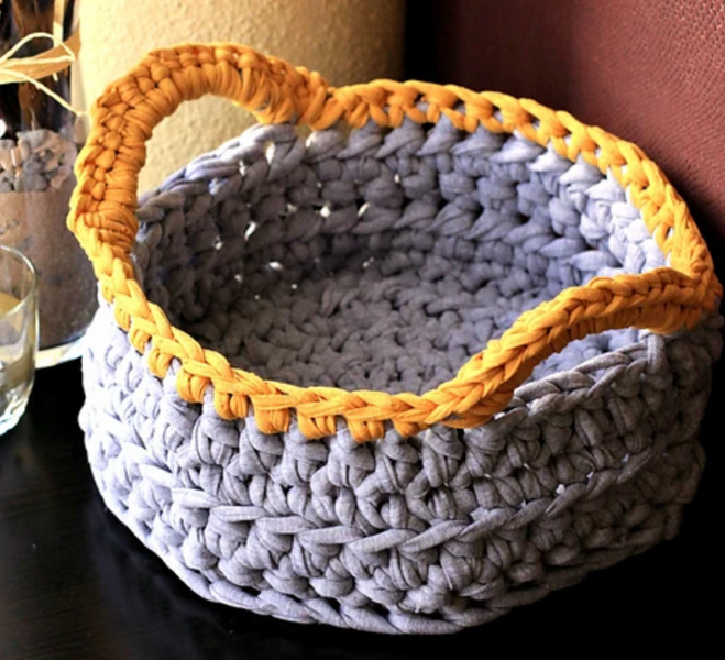 T-shirt Yarn Basket with Handles